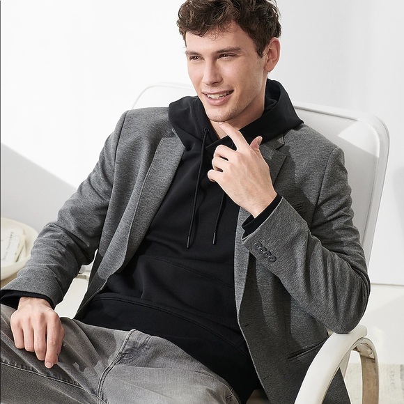 EXPRESS Solid Double Knit Relaxed Hoodie - BLACK - Picture 5 of 9